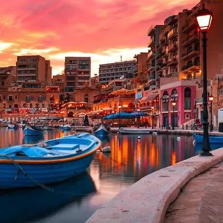 Paceville Flat Two Bedroom Two Bathrooms St Julians With Terrace And Yard Pen 2 公寓