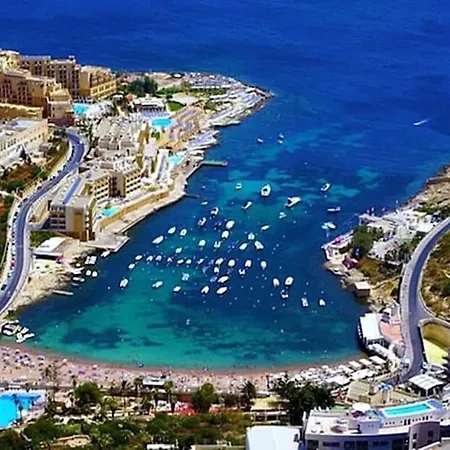 Paceville Flat Two Bedroom Two Bathrooms St Julians With Terrace And Yard Pen 2 公寓 Saint Julian's